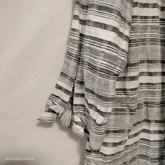 Anne Klein size Large Gray Off White Striped Linen Blend Button Up Shacket - Picture 2 of 11